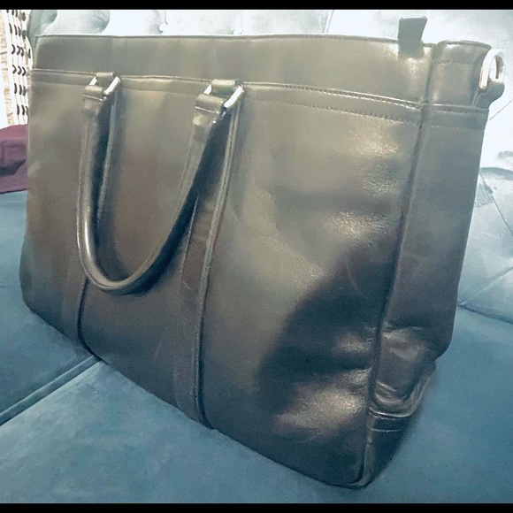 Coach leather black old collection - 3 compartment - Picture 1 of 4